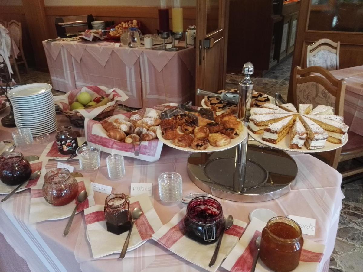 Garni' Margherita Predazzo Εξωτερικό φωτογραφία